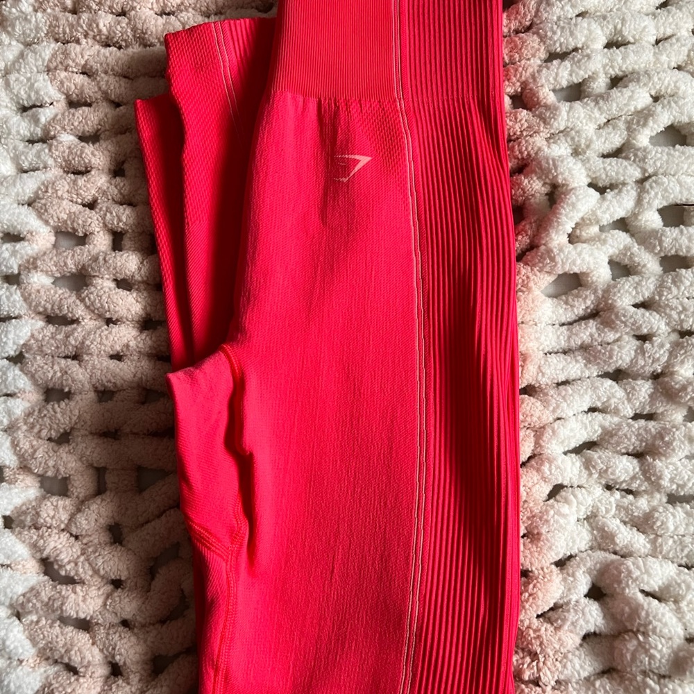 GYMSHARK hot neon pink leggings large